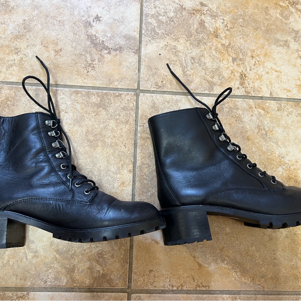 Madewell Black Leather Ankle Booties